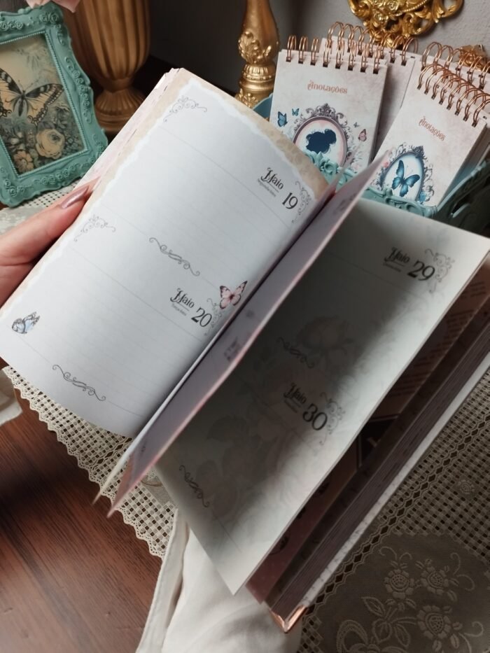 Miolo Agenda Vintage Tons de Rosa 2026 costura (Perfeito Miolo) - Imagem 7