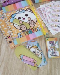 Coleção ESCOLAR 2026 – TOUCH TOUCH (Mimos Personalizados) - Imagem 6