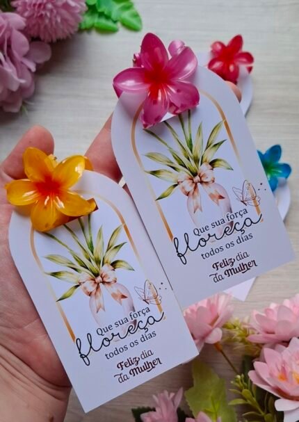 Presilha em Formato de Flor – Dia das Mulheres