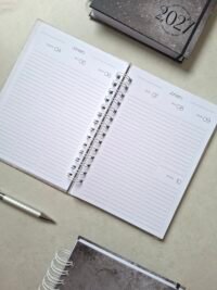 Combo Agenda Comercial DATADA 2027 (Marta Iukiu) - Imagem 16