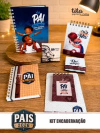 Pais 2026 – Kit Encadernação (Tita)