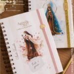 Agenda Liturgia Diária + Combo Capas (Carinas Paper)